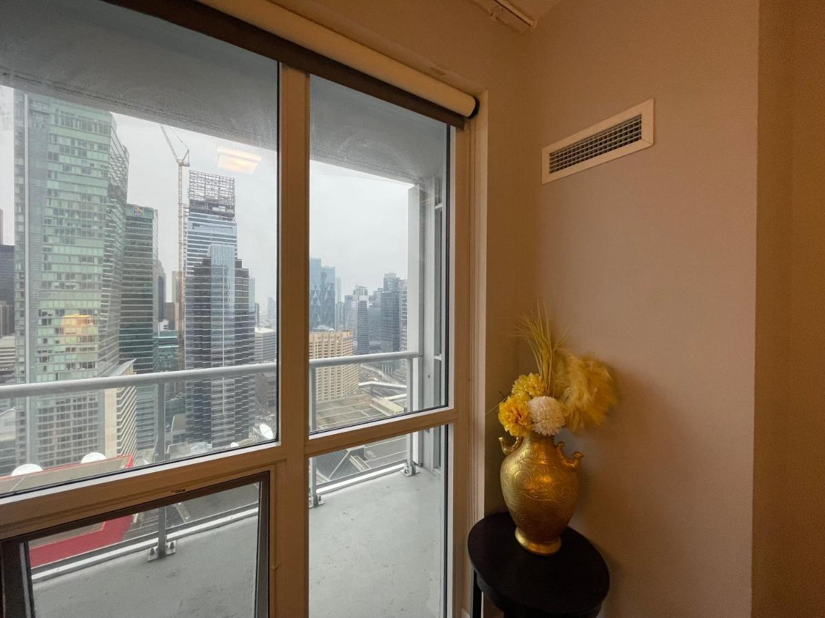 Luxury Condo With Cn Tower View Toronto Exterior foto